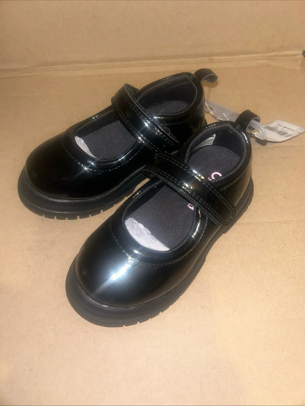 OshKosh Toddlers Girls Black Patent Mary Jane Dress Shoes Wipe Clean Size 6